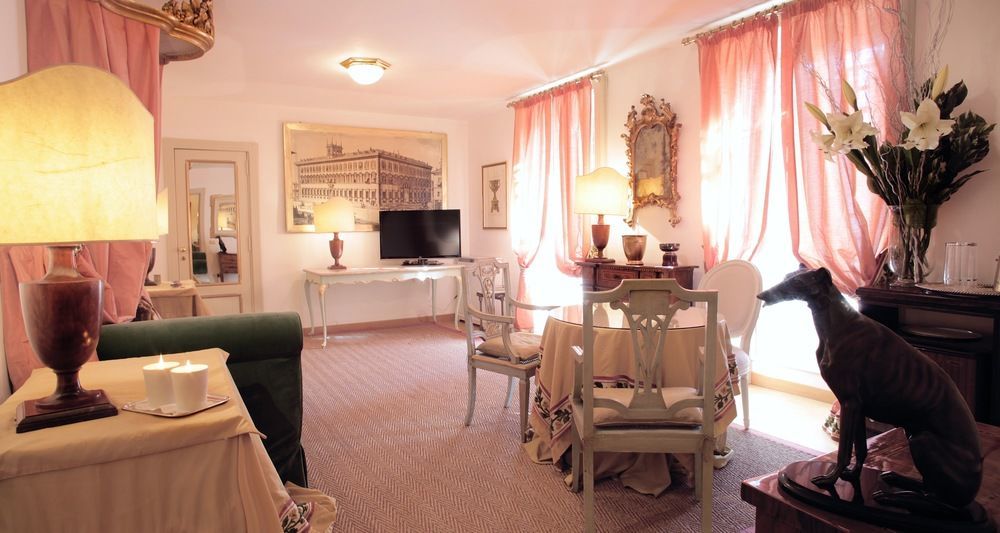 Residenza Ruspoli Bonaparte Рим Екстериор снимка